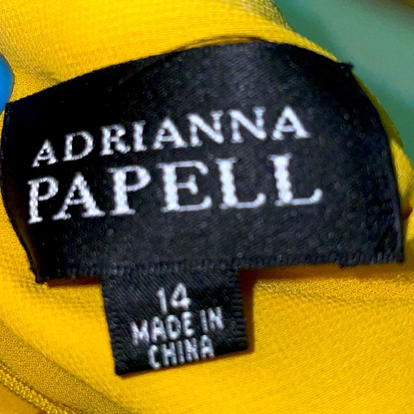 Halter dress - Picture 4 of 4